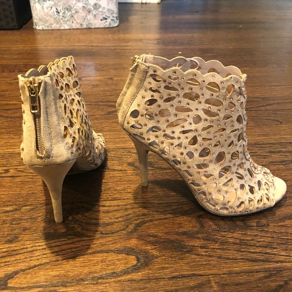 NWOT Caged Rhinestone Heels - Picture 3 of 4